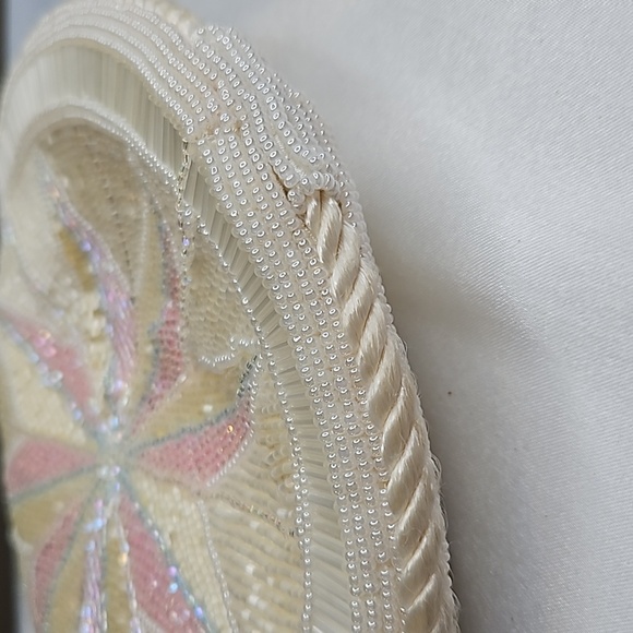 La Regale Vintage Beaded Handbag Round Pink Blue White - Picture 6 of 6